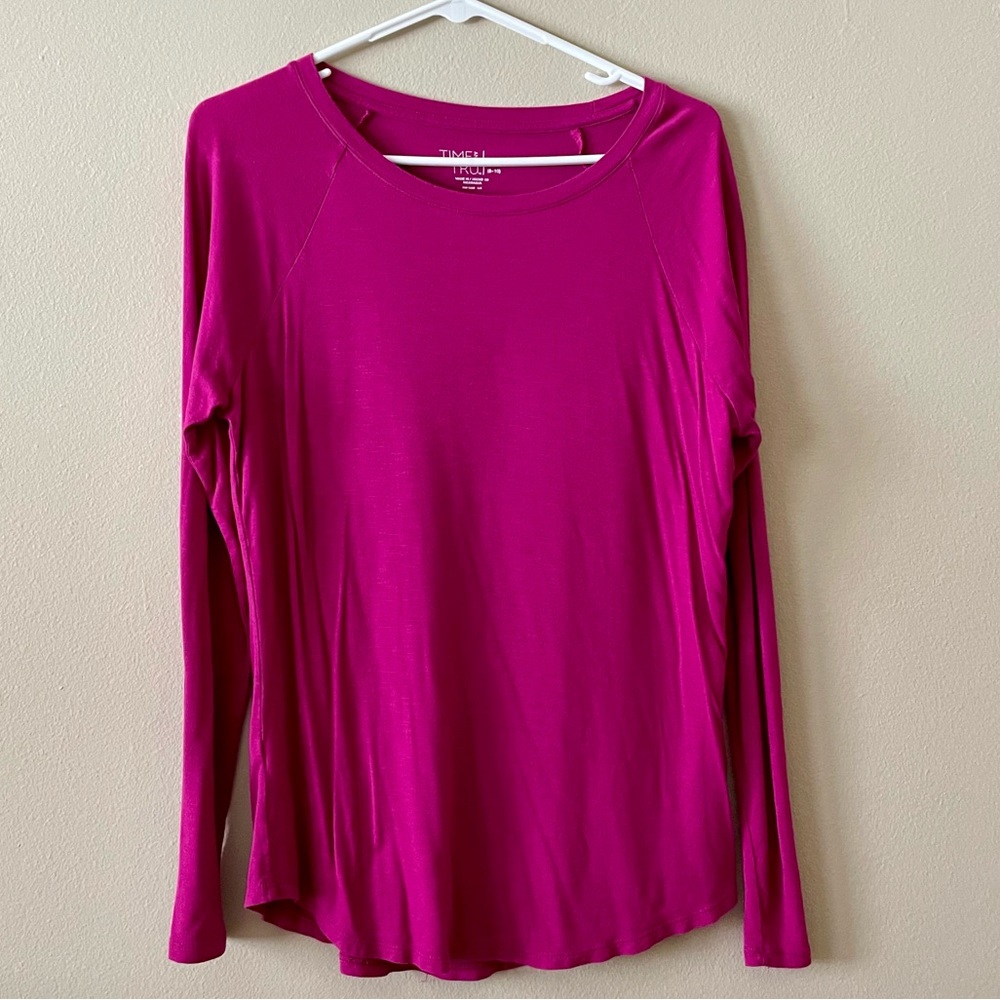 Time and Tru Raglan Sleeve Loose Fit Long Sleeve T Short Dark Pink Lolita